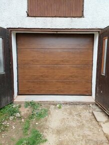 Sekčna garážová brána - 1