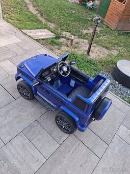 Detské autíčko _ Mercedes