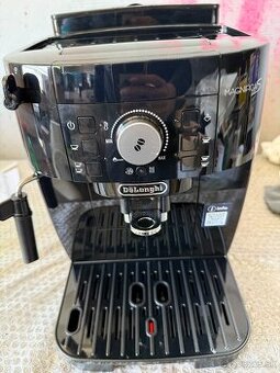 Automatický kávovar De'Longhi Magnifica S Ecam 22.112 B