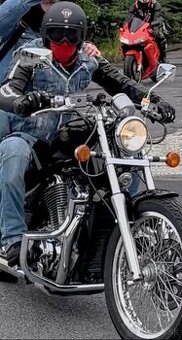 SUZUKI NTRUDER 750