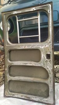 Uaz- -452