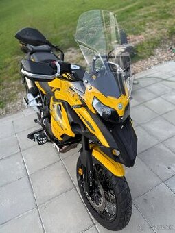Benelli trk 502x