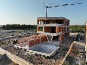 CHORVÁTSKO - Apartmány v tichej časti (S1) - VODICE, ŠIBENIK