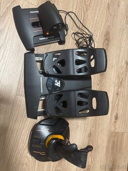 Predám Thrustmaster T.Flight Hotas + pedále TFRP – Kompletná