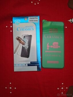 Ochranné sklo na Samsung S24 plus čierne