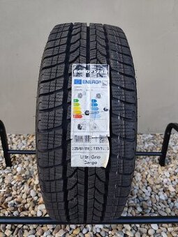 1x Nová pneu Goodyear 235/65R16C Goodyear