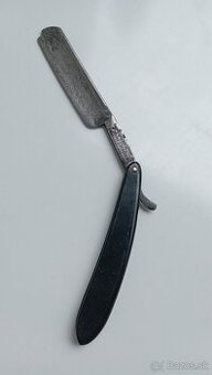 Stará britva na holenie...