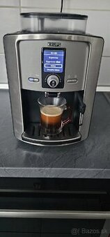 Kávovar Krups EA8050