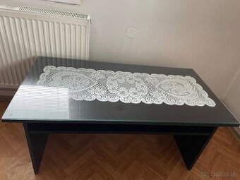 Konferenčný stolik