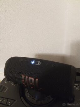 JBL Charge 5