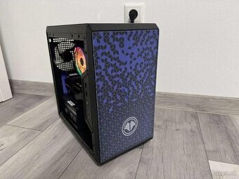 Ryzen 7 5800X, 32GB, RX 7600 , 500gb NvMe