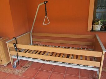 Polohovateľná elektrická posteľ - AKS