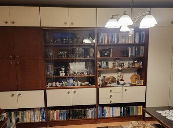 Darujem obývačkovú zostavu