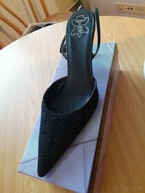 Čierne sandále spoločenské