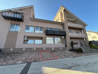 Exkluzívne APEX reality prenájom garsónky s parkovaním v HC