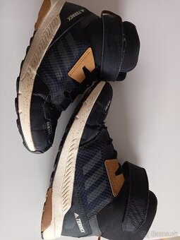 Zimné topánky Adidas terrex veľ 40