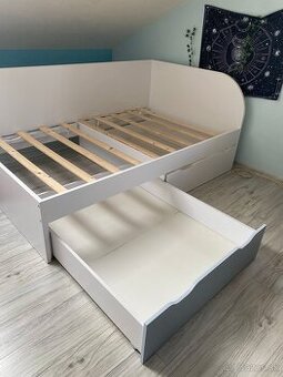 Predám posteľ 120x200 s matracom - 1