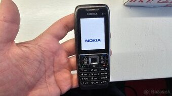 Nokia E51 - retro mobil