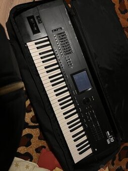 Korg i30