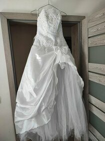 Svadobné šaty 38