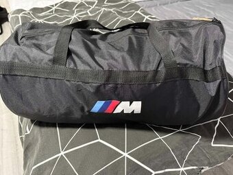 BMW M4 F82 performance indoor plachta
