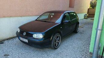 Predám Volkswagen golf 4