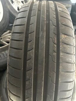 Predam pneu Dunlop 205/60