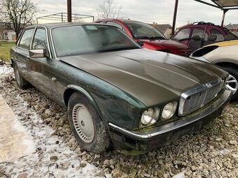 Jaguar XJ6