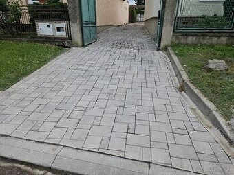 Pokládka zámkovej dlažby