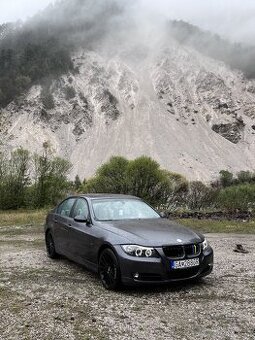BMW E90 318D