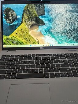Dell Latitude 5520