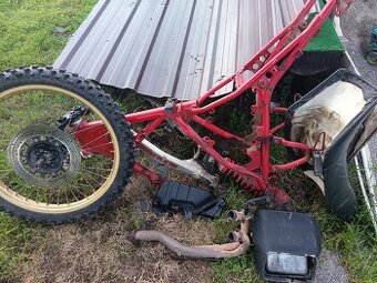 Yamaha XT 600