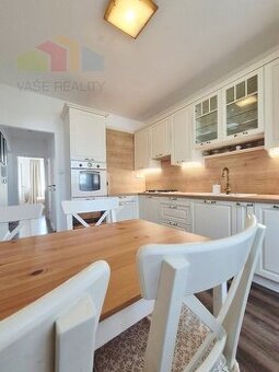 Na prenájom 3-izbový byt s lodžiou, 74 m², Pri Kríži., Dúbra