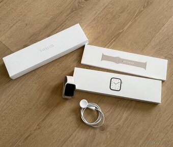 Apple Watch 7 45mm Starlight