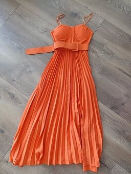 Oranzove letne saty