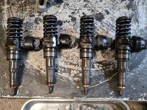 Rozpredám na ND VW Passat b6, 2.0 tdi, 103 kW, combi