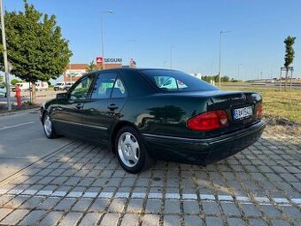 Predam Mercedes E240 V6 avantgarde 1.majitel