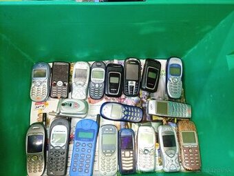 Predám zbierku mobilov viac ako 350ks