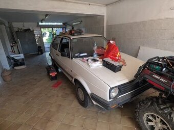 VW Golf MK2 Automat V CELKU BEZ PAPIEROV