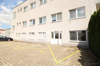 Na prenájom - priestor na prízemí 120m2 na ul. Tolstého v me