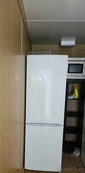Chladnička s Mraznickou Beko 190cm