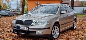 ŠKODA OCTAVIA II 1.9 TDI DSG  ELEGANCE
