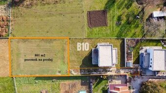 Stavebný pozemok pre RD so sieťami -  pri Nitre (kanalizácia