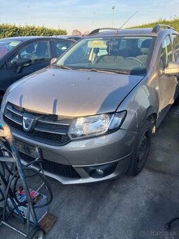 DACIA LOGAN II MCV NARAZNIK SVETLO KAPOTA BLATNIK DVERE