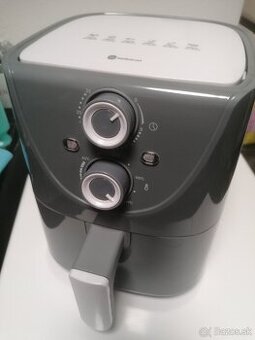 Teplovzdušná fritéza