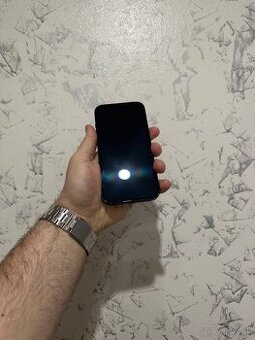 iPhone 15 128GB