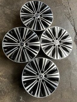 Mercedes alu R18 w177