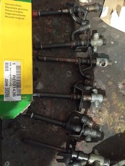 Predám vstreky na John Deere 6620