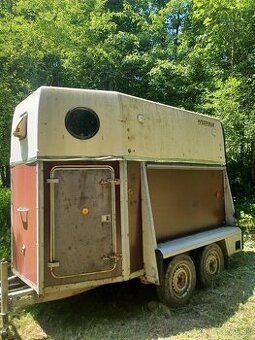 Predam prepravnik na 2 konne