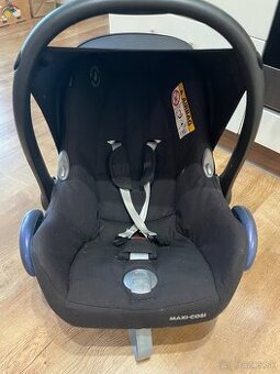 Vajicko Maxi Cosi a Isofix Family Fix 2v1